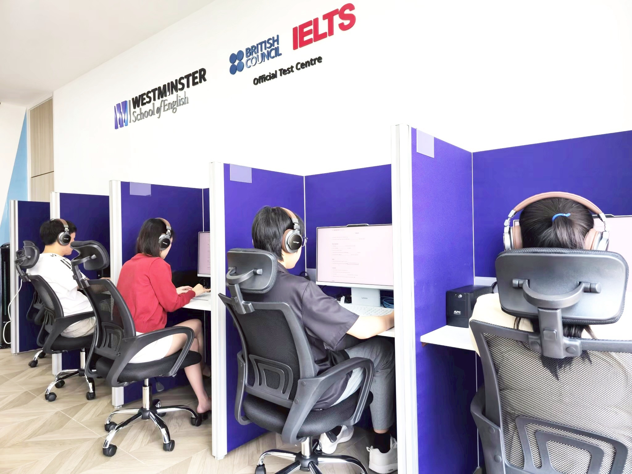 ศูนย์สอบ IELTS